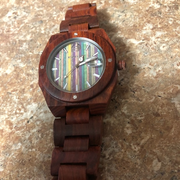 Earth Wood Watch - Picture 4 of 6